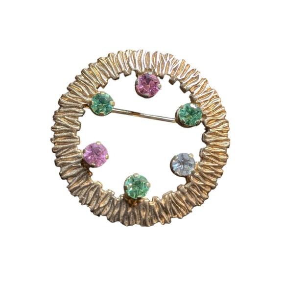 Vintage Signed ANSON Karatclad Rhinestone Goldtone Wreath Brooch - Picture 1 of 4